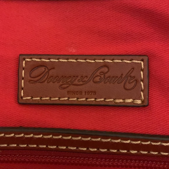 NEW Dooney & Bourke leather logo lock shoulder bag - Picture 6 of 11